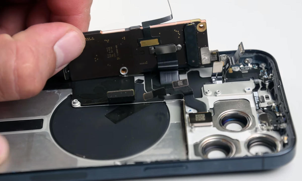 Taking the iPhone 15 Pro Max apart reveals a mixed bag for repairability