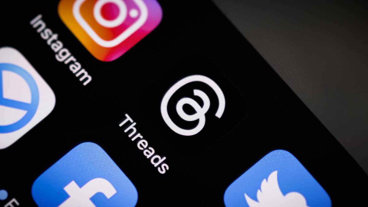 The themes will allow users to delete accounts separately from Instagram